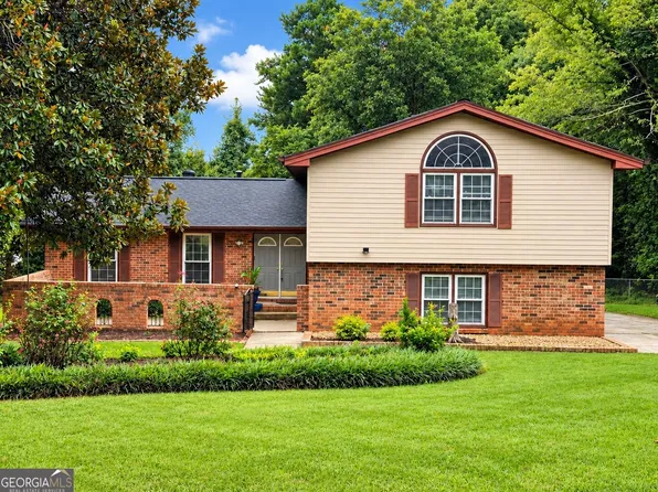 4769 Dunover Cir, Dunwoody, GA 30360