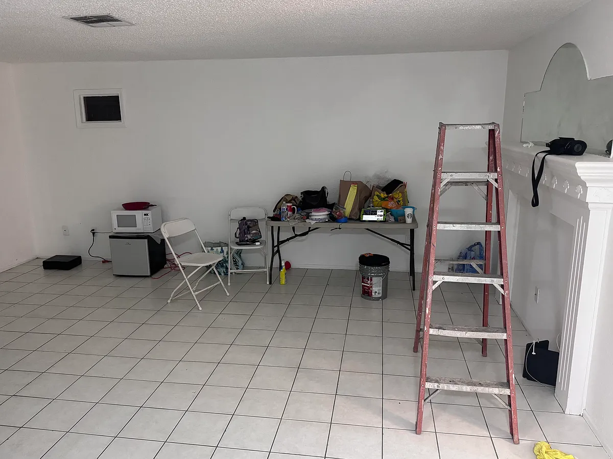 Building Photo - 16280 W Via Corto