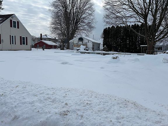 4th image of 6 Chase St