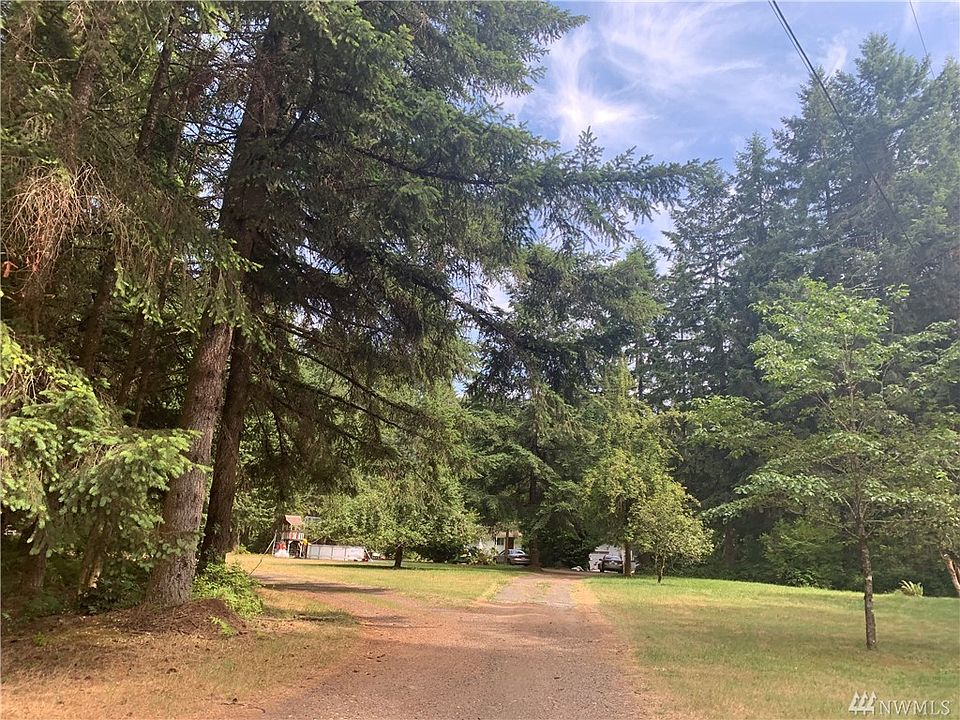 1st image of 1635 83rd Ave SE