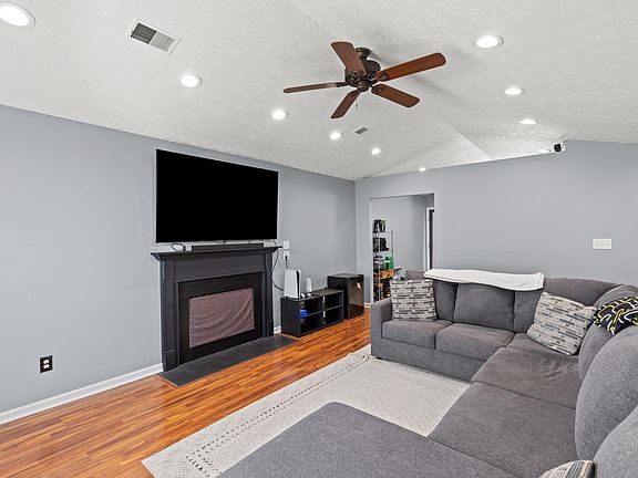4th image of 2637 Cashel Ct