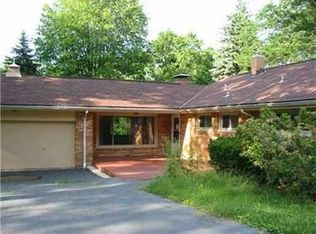 2614 Cedarvue Dr, Pittsburgh, PA 15241