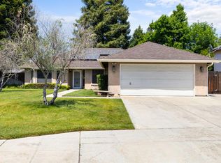 685 N Claremont Ave, Clovis, CA 93611