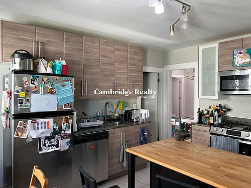 273 Cardinal Medeiros Ave #3T Photo 1