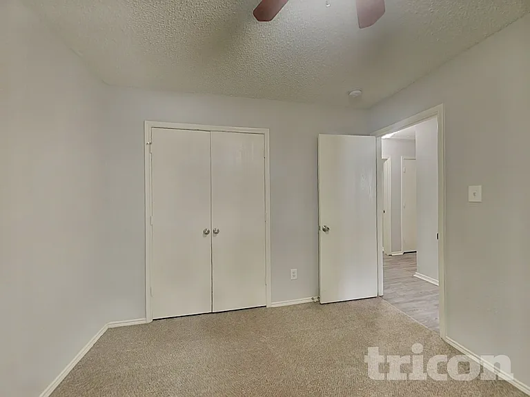 10525 Flamewood Dr — Photo 29