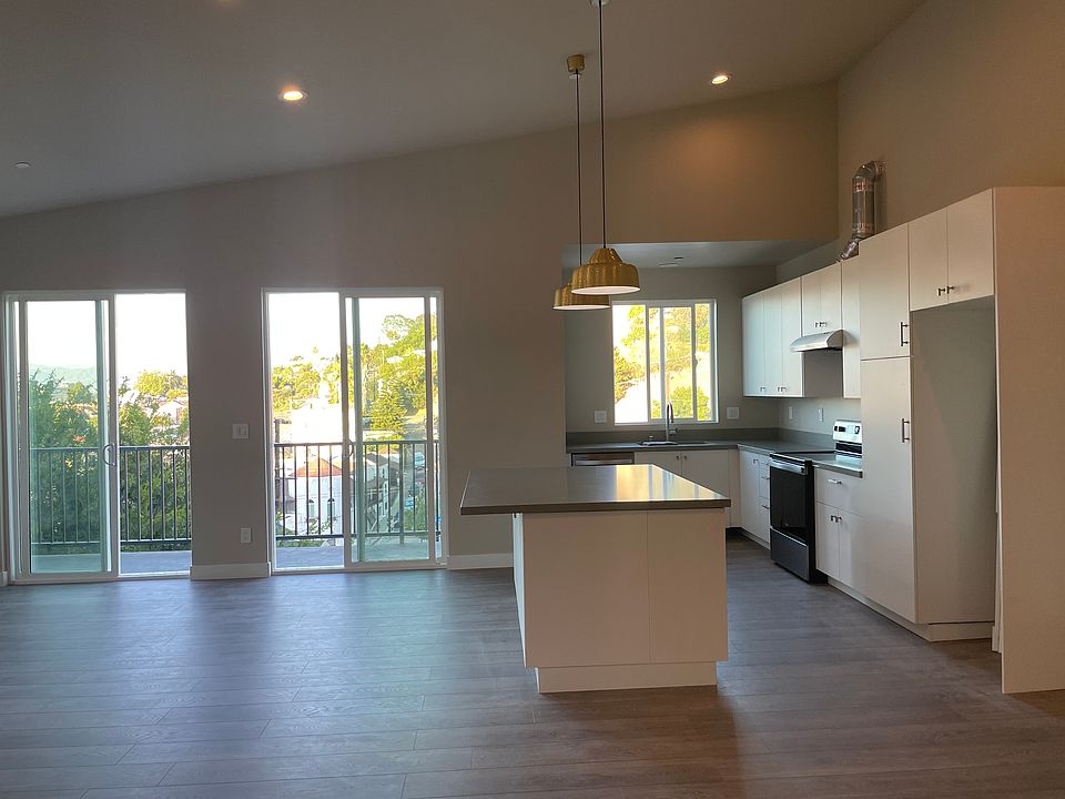 1st image of 1220 1/2 N Ditman Ave #4