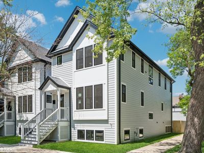 4102 W Eddy St, Chicago, IL, 60641