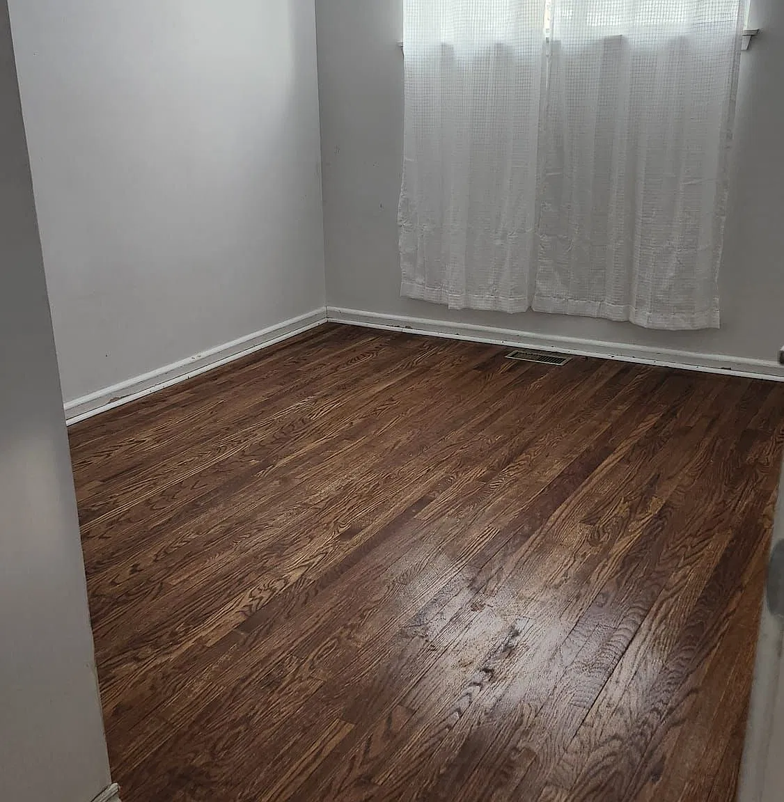3 bed, $2,500 — Photo 1