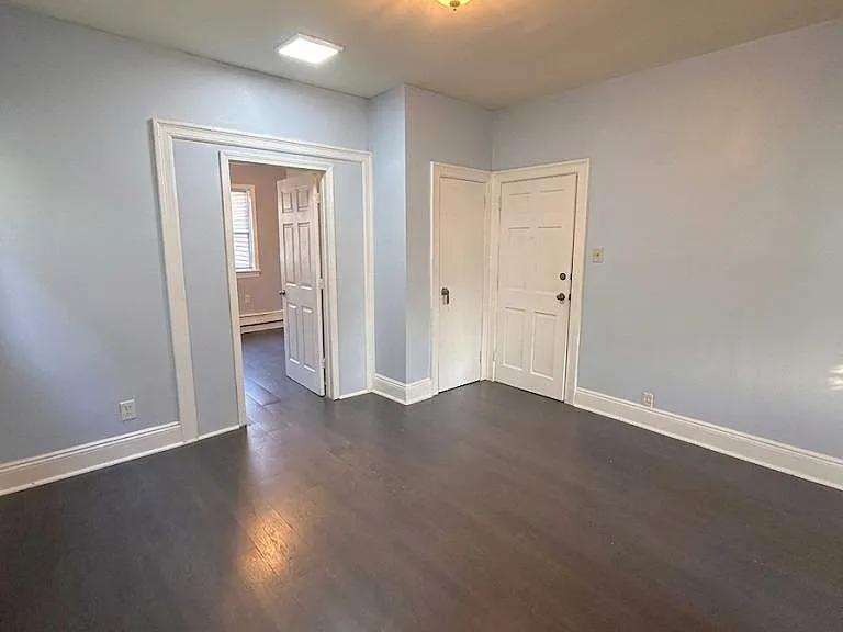 329 Columbia Ave #1 — Photo 9