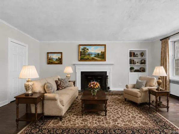 100 Pinewood Road #1C, Hartsdale, NY 10530