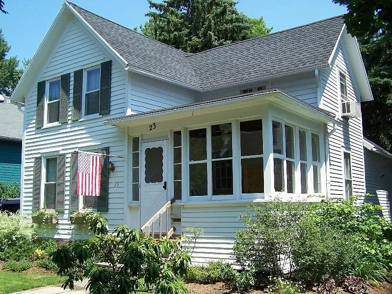 23 Filkins St photo 1