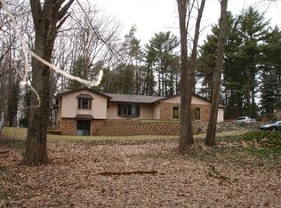 11609 Lakeshore Dr, Grand Haven, MI 49417