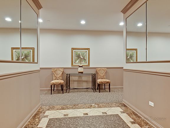 3rd image of 1739 Tudor Ln Unit 209
