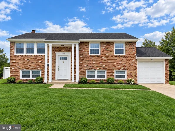 104 Chatham Rd, Turnersville, NJ 08012