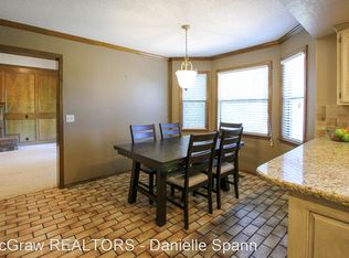 4521 E 103rd St S, Tulsa, OK 74137