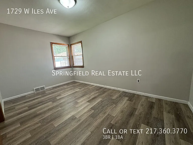 1729 W Iles Ave — Photo 14