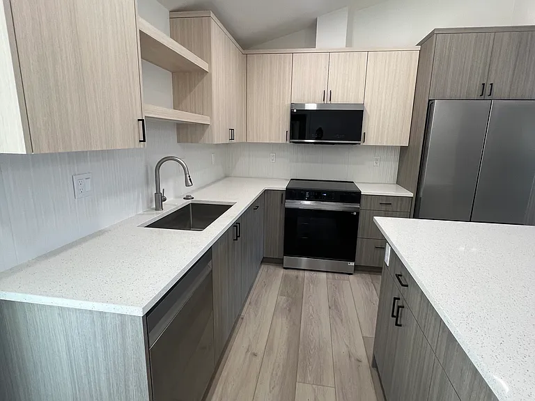 14402 SE Main St #A — Photo 10