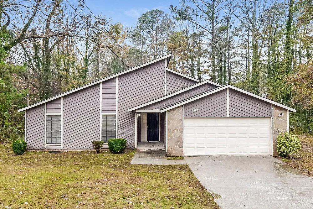 4 bed, 2.0 bath, 1770 sqft, $1,970 — Photo 1