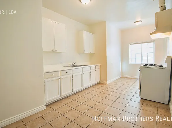 1868 W 11th St #12, Los Angeles, CA 90006