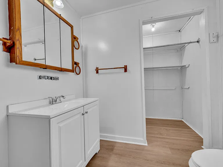 7328 Denmark Ave — Photo 17