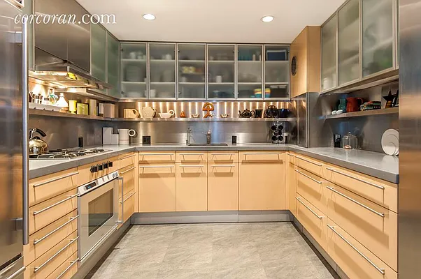 Rented by Corcoran | media 26