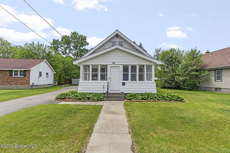 2nd image of 210 E Campbell Road