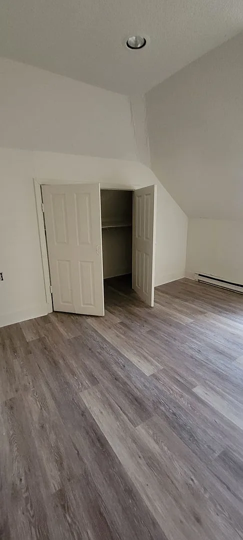 316 N Centre St — Photo 4