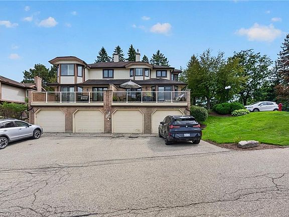 2nd image of 406 Craigleith Dr #1