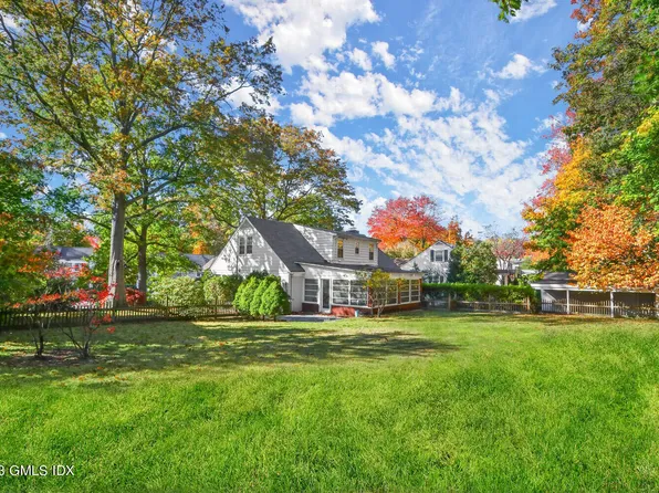 11 Manor Rd, Old Greenwich, CT 06870