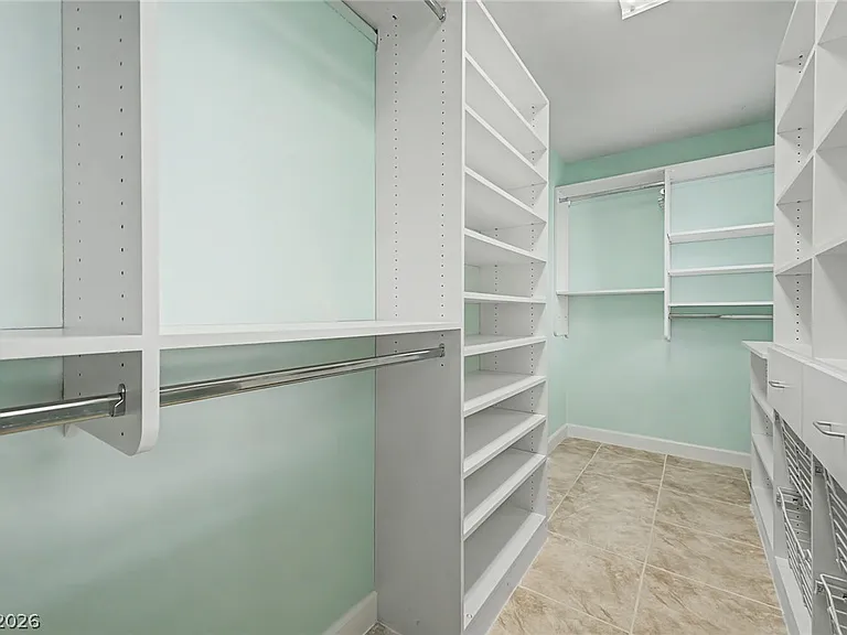 10907 Castle Fountain St — Photo 21