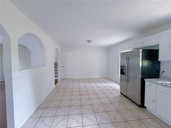 2nd image of 6634 Collier Way