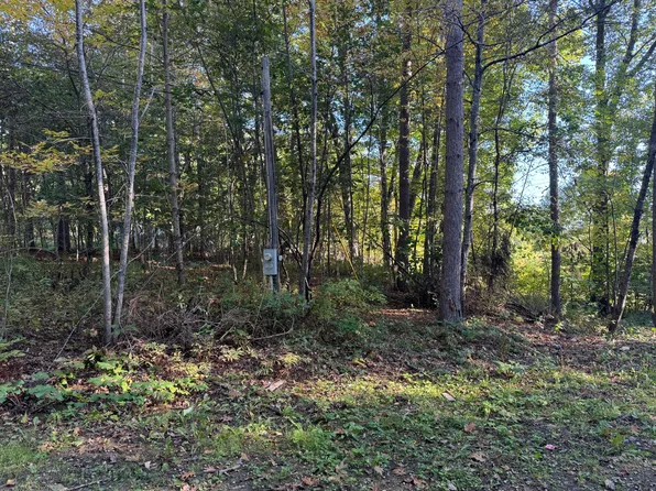 27 W Drake Lane, Swanville, ME 04915