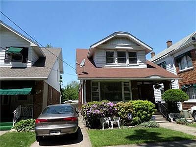 1st image of 1142 W 25th St