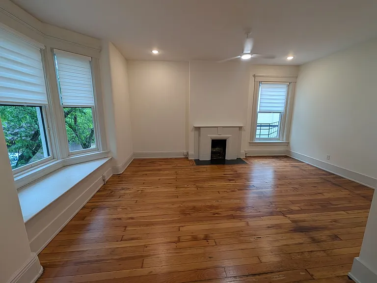 521 Garrard St #3 — Photo 3