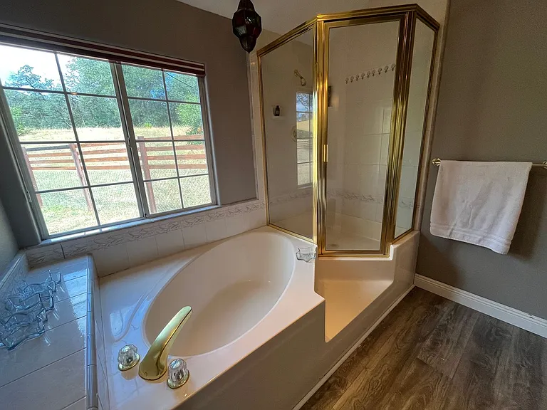 8957 Knobhill Cir — Photo 25