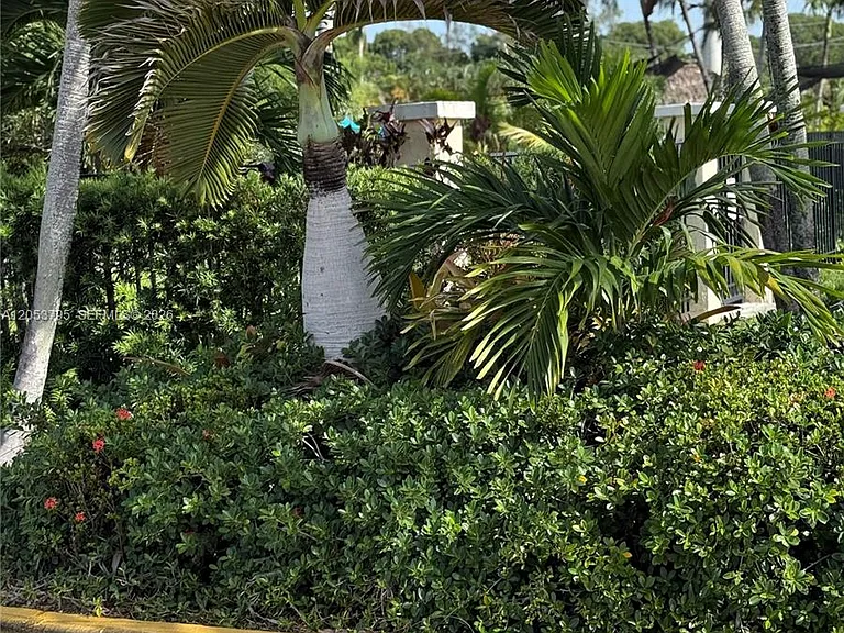 3600 N 56th Ave #115 — Photo 5