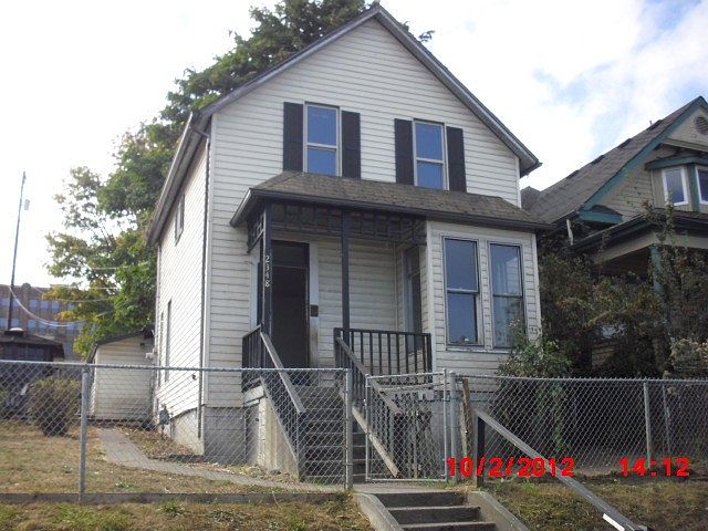 1st image of 2348 Fawcett Ave