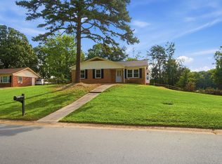 9933 Starwood Dr, Charlotte, NC 28215