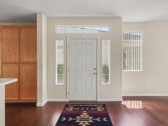 3rd image of 350 Cedar Ridge Dr