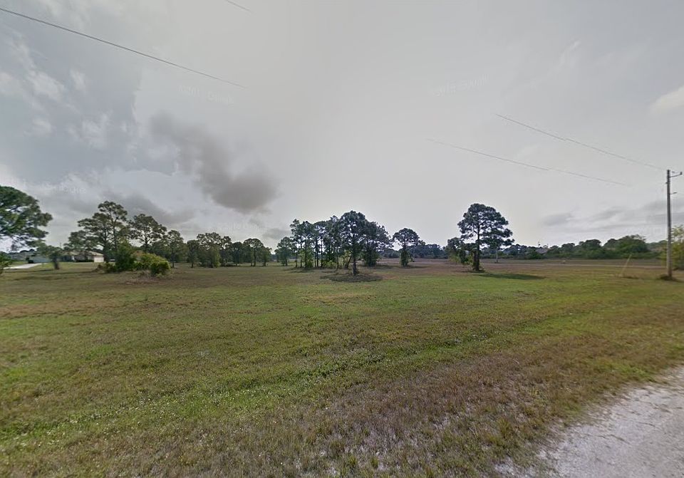 2nd image of 4709 NW 39th Ave