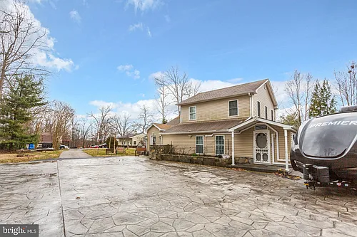 7465 Browns Bridge Rd Photo 1
