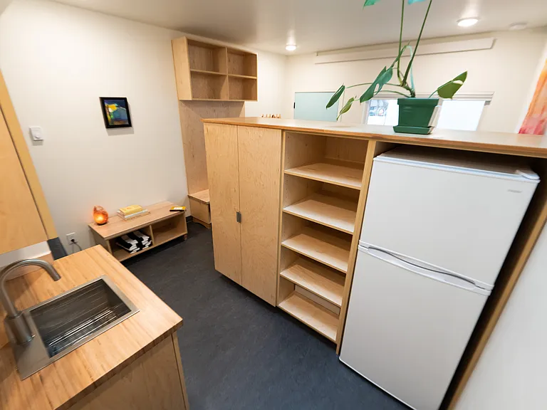 502 E Broadway St #5 — Photo 4