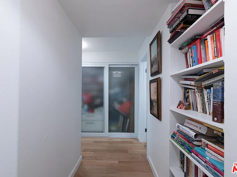 1230 Horn Ave #521 — Photo 12