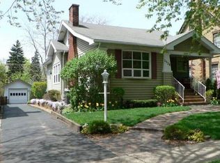 1528 Alexander Ct, Waukegan, IL 60085