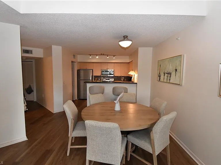 8735 River Homes Ln #6302 — Photo 4