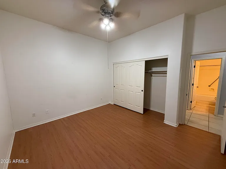 101 S Presidio Dr — Photo 11