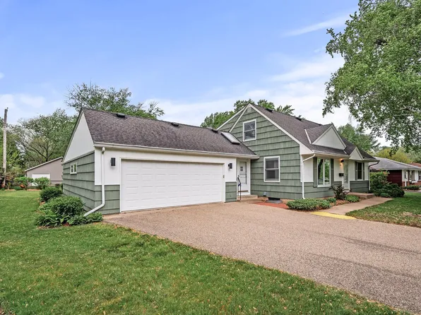 8242 Upton Ave S, Bloomington, MN 55431