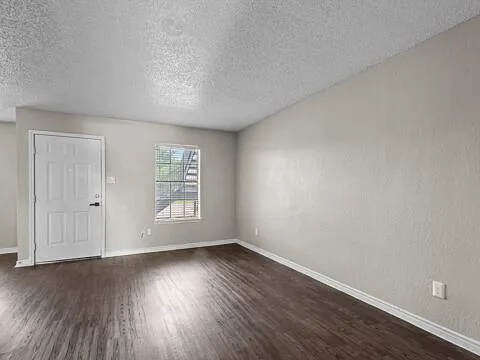 Kings Landing Apartments — Photo 48