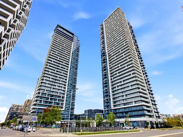 18 Water Walk Dr #706, Markham, ON L3R 6L5