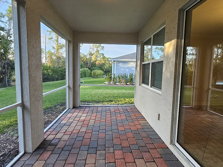 3141 Amadora Cir — Photo 24